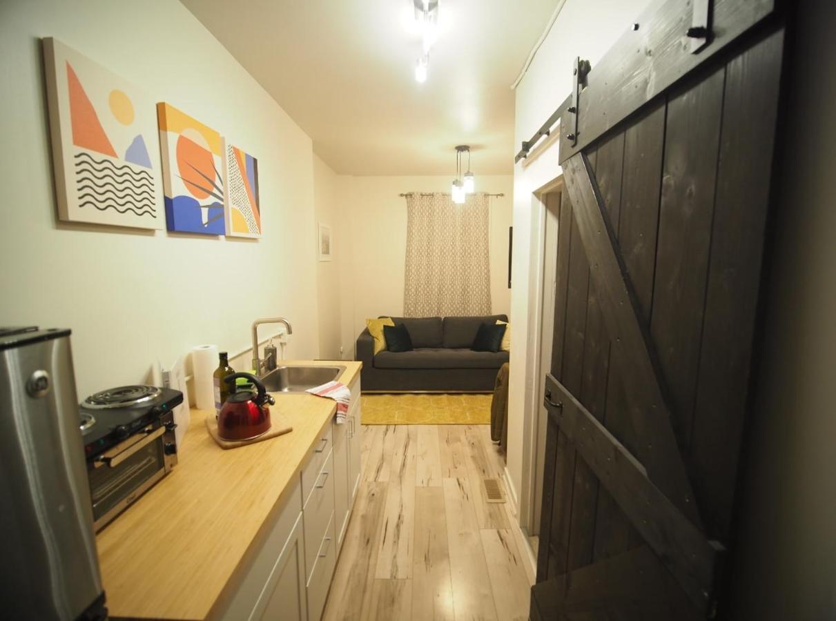 Cozy 1 Bedroom Centrally Located 해밀턴 외부 사진